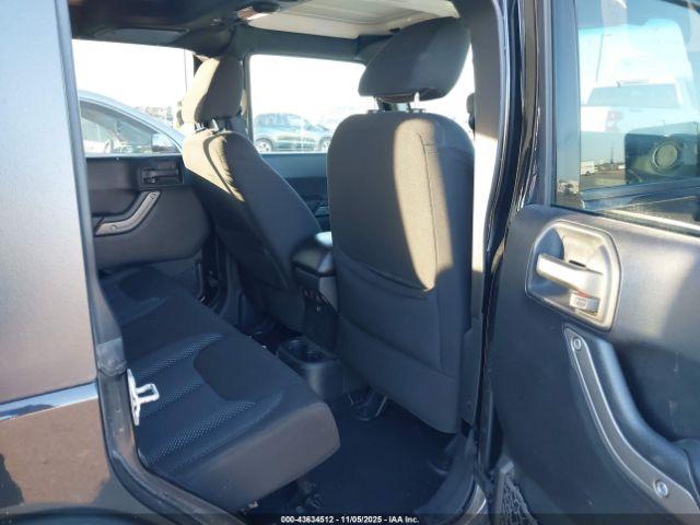 Jeep Wrangler Black Bear Image 5