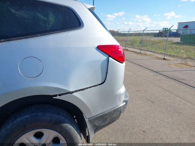 Chevrolet Traverse Ls Image 11