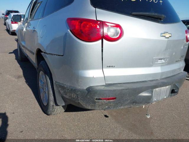 Chevrolet Traverse Ls Image 14