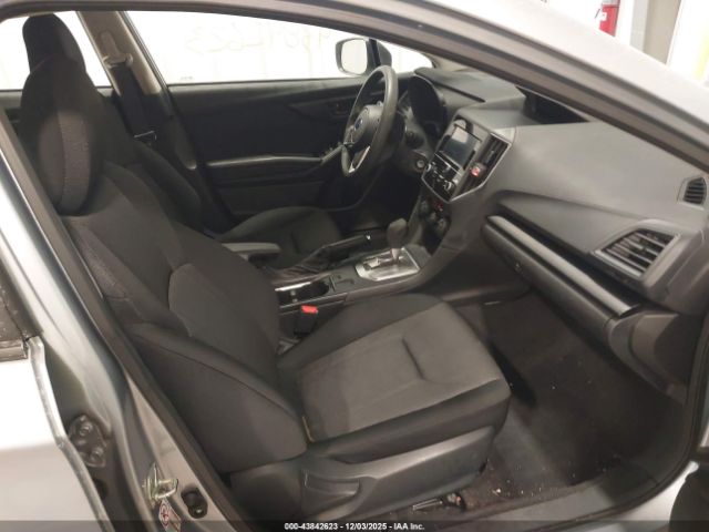 Subaru Impreza 2.0i Image 6