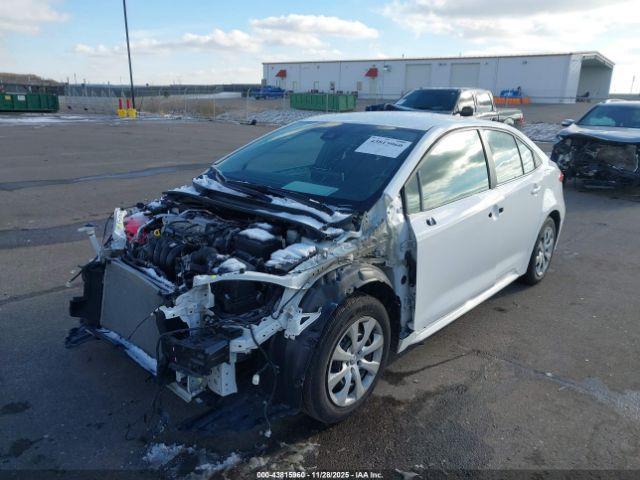 Toyota Corolla Le Image 5