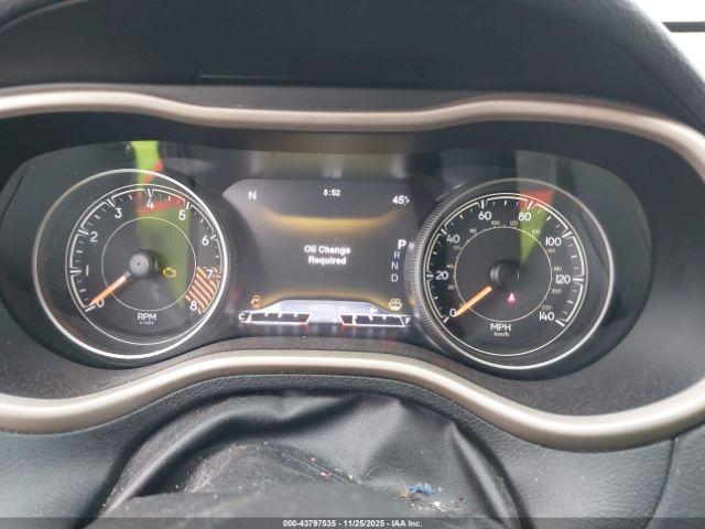 Jeep Cherokee Limited Image 11