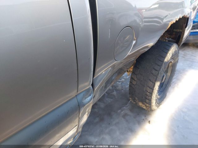 Chevrolet Silverado 1500 Lt Image 2