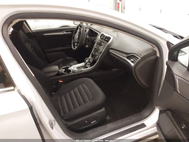 Ford Fusion Se Image 15