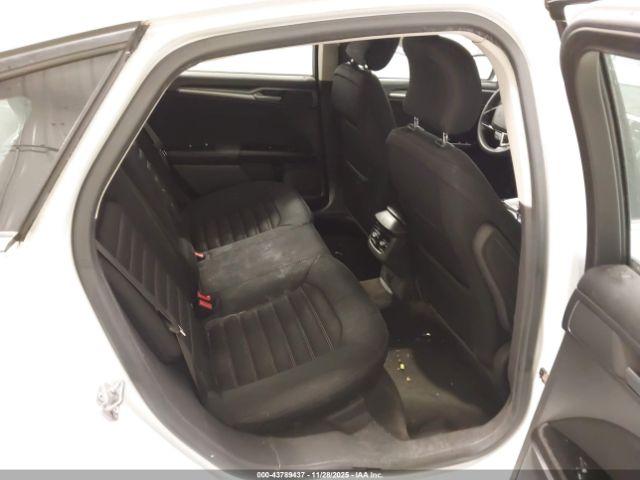 Ford Fusion Se Image 12