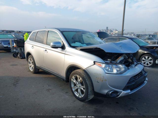  Salvage Mitsubishi Outlander