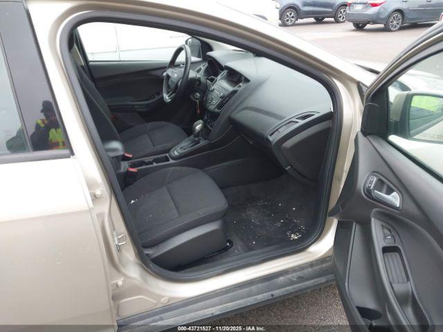 Ford Focus Se Image 4