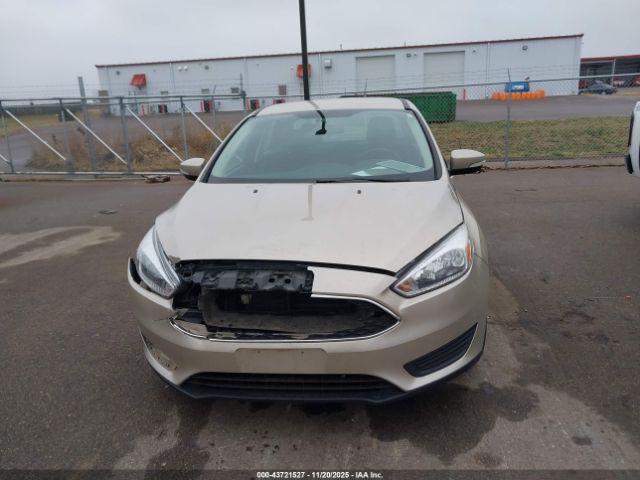 Ford Focus Se Image 11