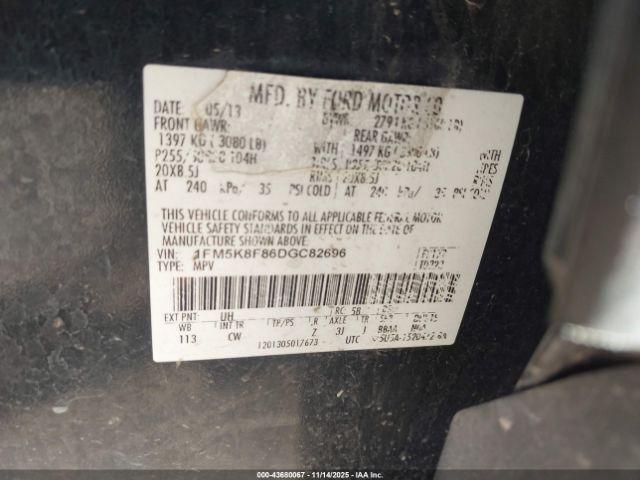 Ford Explorer Limited Image 16