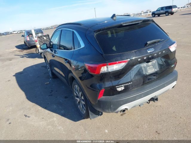 Ford Escape Titanium Image 15