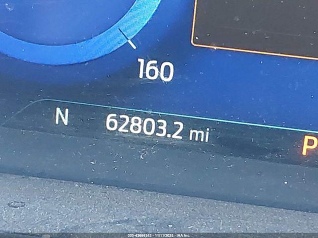 Ford Escape Titanium Image 3