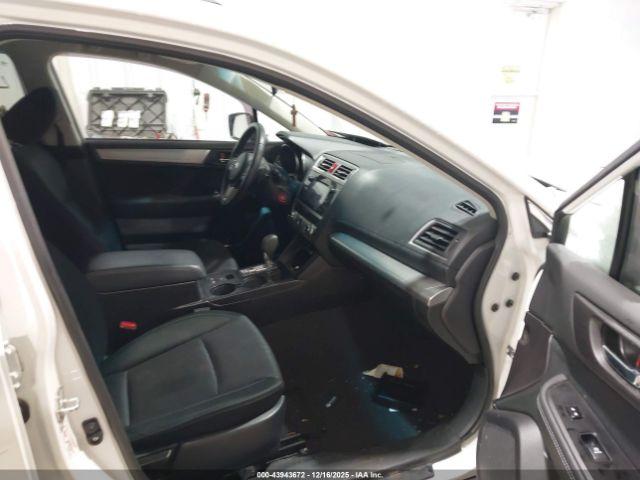 Subaru Outback 2.5i Premium Image 18