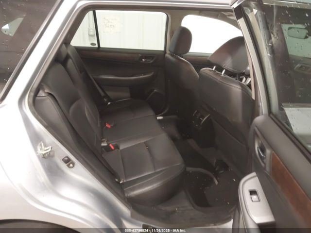 Subaru Outback 2.5i Limited Image 9