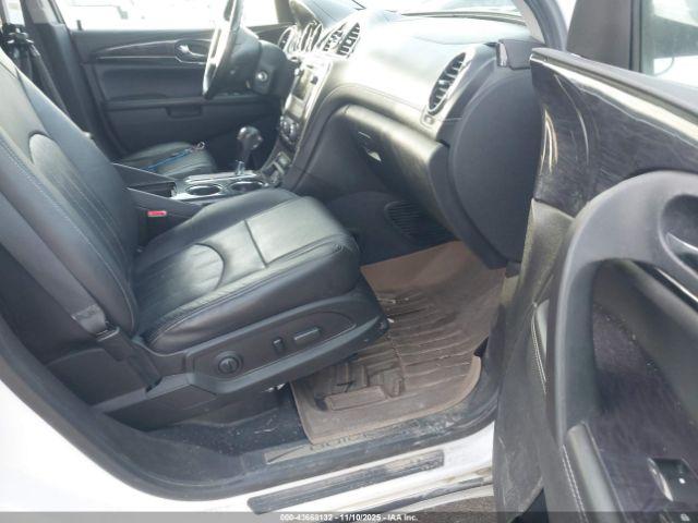 Buick Enclave Leather Image 10