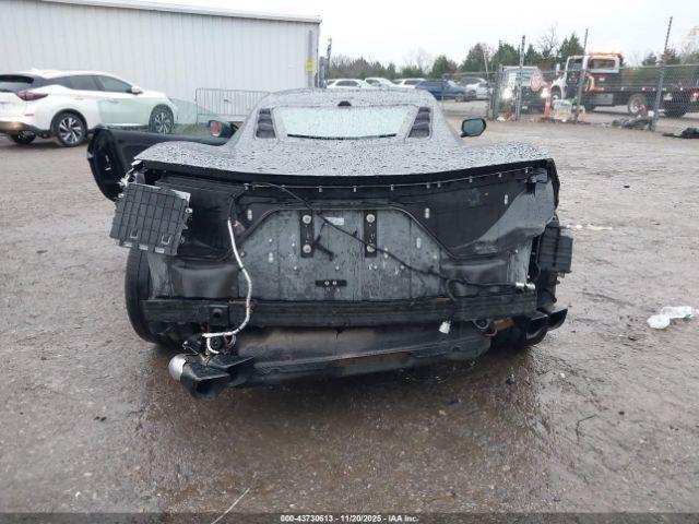 Chevrolet Corvette Rwd  1lt Image 16