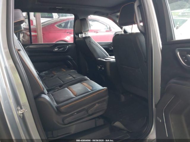 GMC Yukon 4wd At4 Image 13