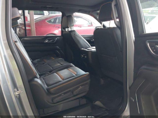 GMC Yukon 4wd At4 Image 13