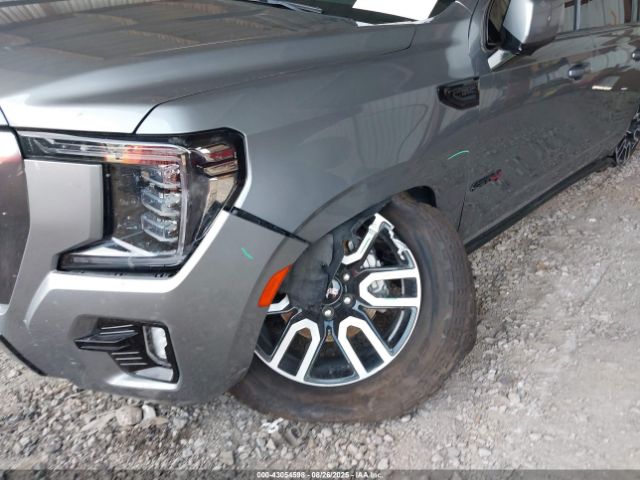 GMC Yukon 4wd At4 Image 9