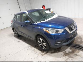  Salvage Nissan Kicks