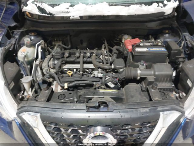 Nissan Kicks Sv Image 14