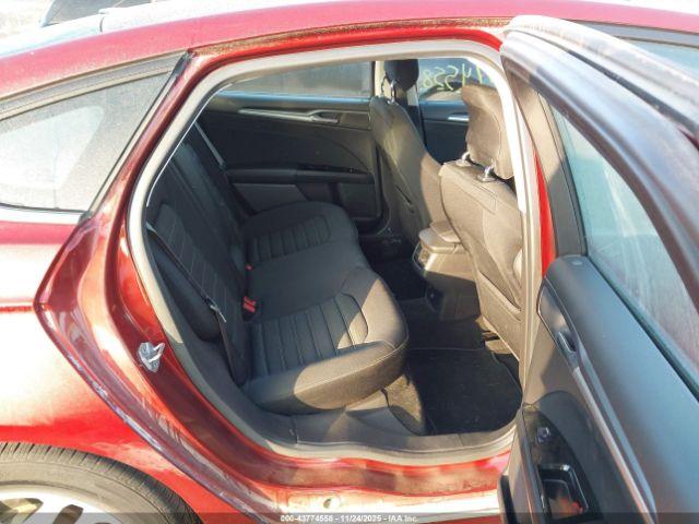 Ford Fusion Se Image 9