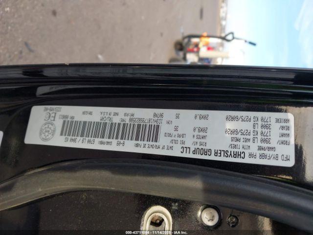 Dodge Ram 1500 Laramie Image 11