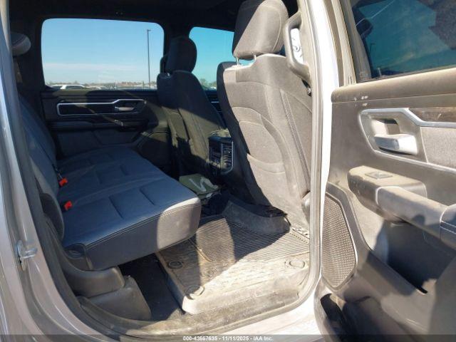 Ram 1500 Big Horn  4x4 5'7 Box Image 15