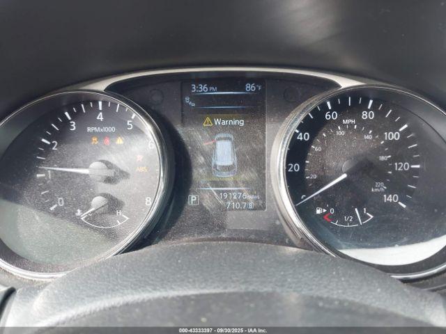 Nissan Rogue Sv Image 4