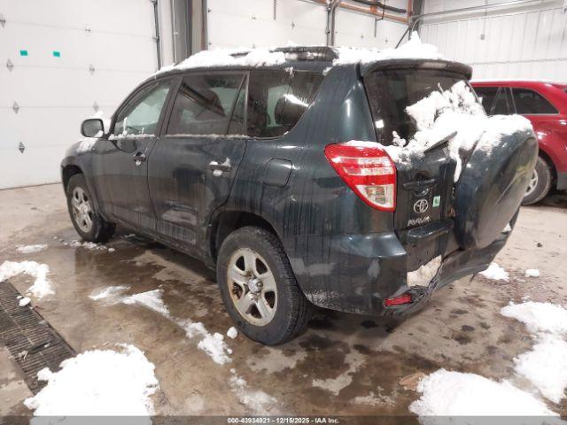 Toyota RAV4 Image 10