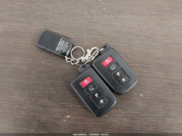 Toyota Highlander Xle Image 13