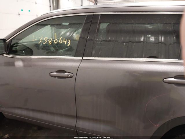 Toyota Highlander Xle Image 14