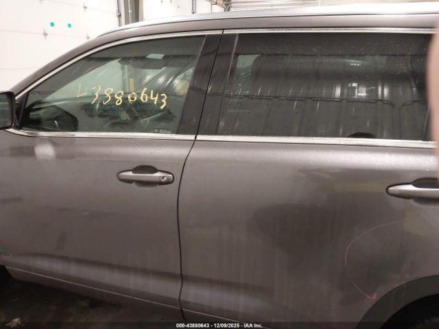 Toyota Highlander Xle Image 14