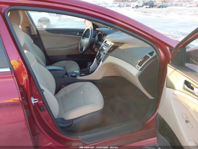 Hyundai SONATA Gls Image 7