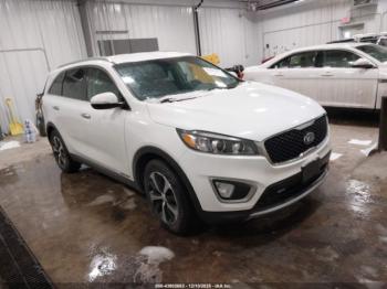  Salvage Kia Sorento