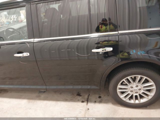 Ford Flex Sel Image 16
