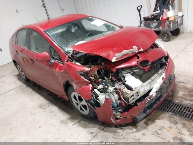  Salvage Toyota Prius