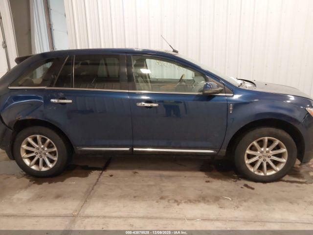 Lincoln MKX Image 13