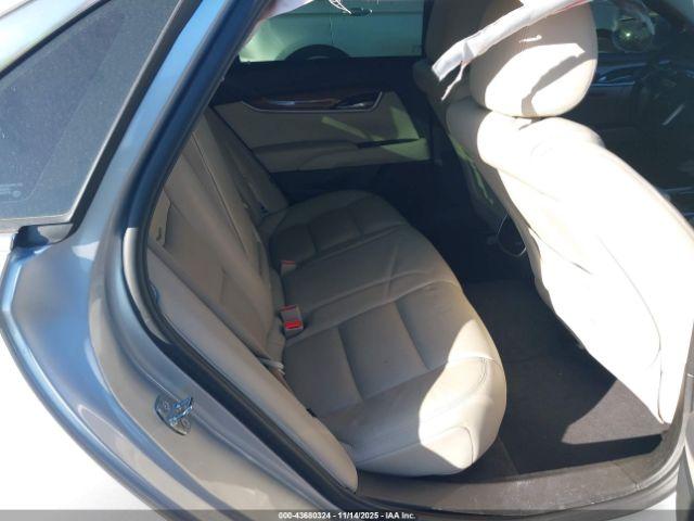 Cadillac XTS Luxury Image 3