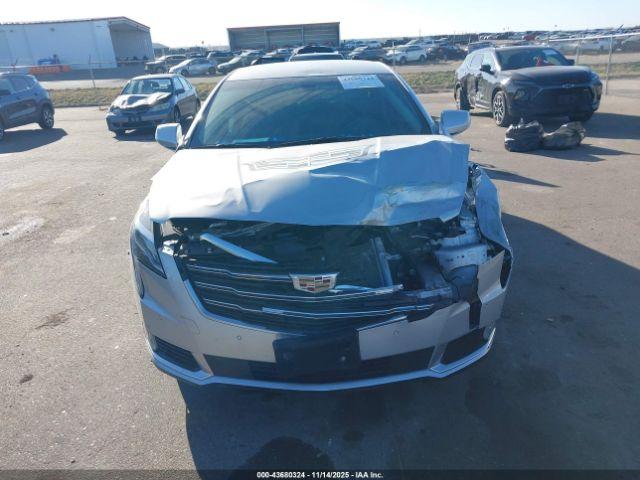 Cadillac XTS Luxury Image 10