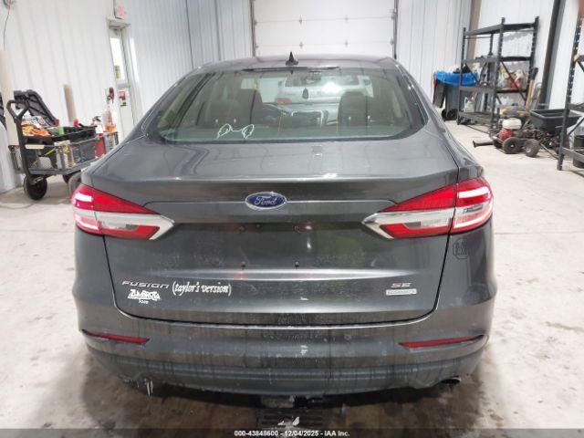 Ford Fusion Se Image 13