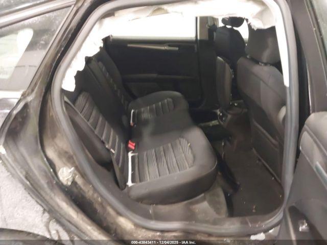 Ford Fusion Se Image 6