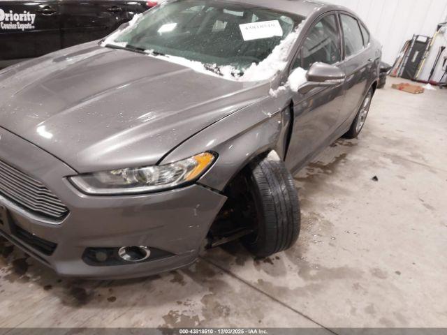 Ford Fusion Se Image 5