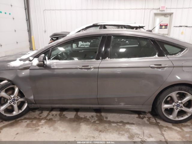 Ford Fusion Se Image 12