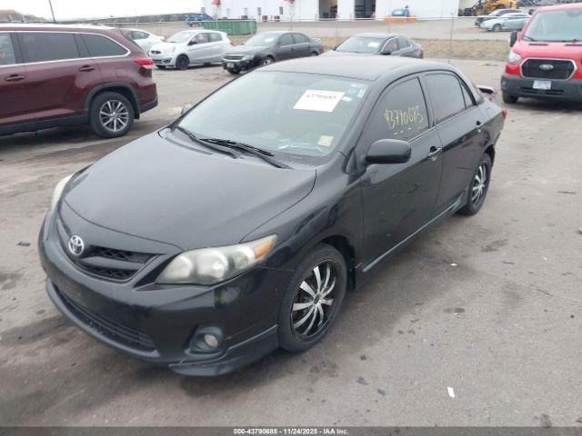 Toyota Corolla S Image 8