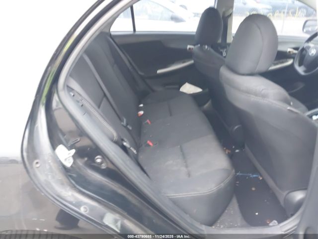 Toyota Corolla S Image 9