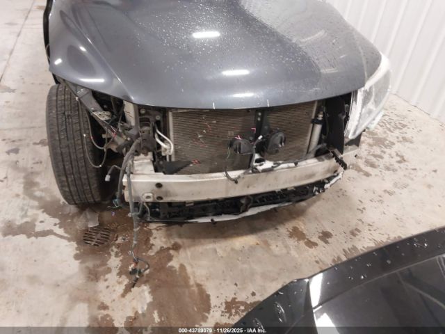 Nissan Pathfinder Sv Image 4