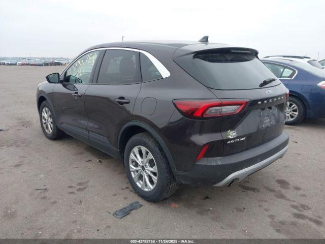 Ford Escape Active Image 7