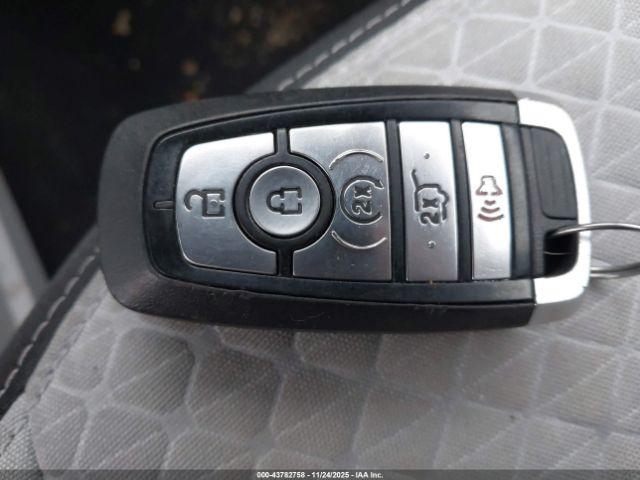 Ford Escape Active Image 14