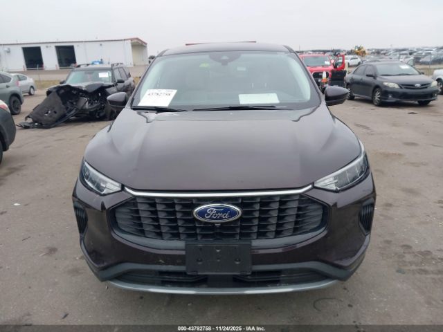 Ford Escape Active Image 11