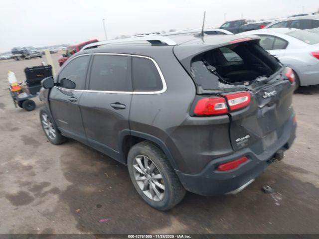 Jeep Cherokee Limited 4x4 Image 4